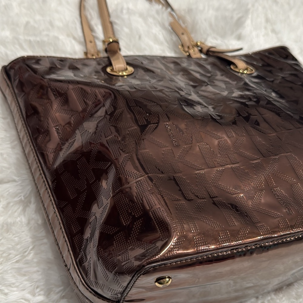Michael Michael Kors Jet Set Bronze Mirror Metallic Tote - Picture 3 of 16